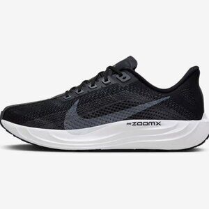 Men's Nike Pegasus Plus Road Running Shoe Size 9.5 Black